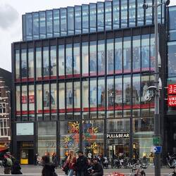 UNIQLO Kalverstraat Clothing store