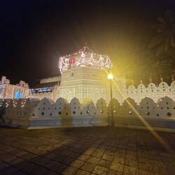 Temple in centre of Kandy