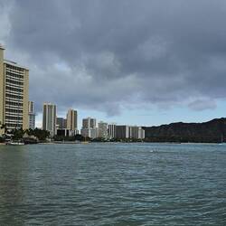 Diamond Head crater ahead