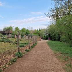 Ein weitläufiges Gelände. Richtig schön!