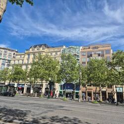 Modern neben alt Gediegen