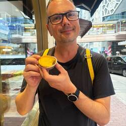 Egg tarts on the foodie tour