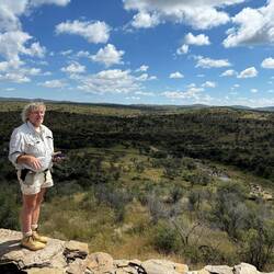 ...wir stoppten einige Male und Cardten erzählte Interessantes...