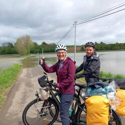 Deuxième demi-tour vers les collines voisines.