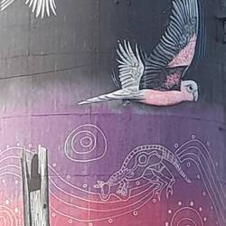 Close up - artist is