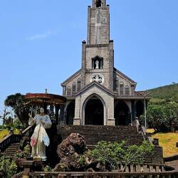 Parish church Hoi Dua.