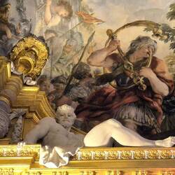 This sculpture was a bit spooky. It was so lifelike.