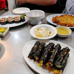 First group dinner in Gwangyiang Market