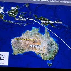 Schade, dass es ein Nachtflug war. Streckenweise wäre der Blick bestimmt toll gewesen.