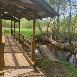 Brücke um die Ecke..