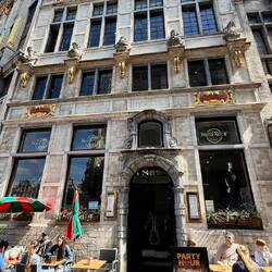Hard Rock Café