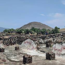 Blick Richtung Pirámide del Sol