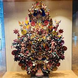 Der Lebensbaum aus Keramik