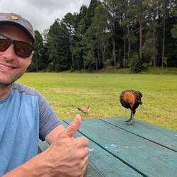 Geschäftsidee steht (auf dem Tisch, um genau zu sein).🤭