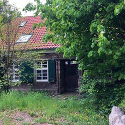 Streusiedlung in Mörmter: Haus und dazugehörige Felder liegen weit verstreut