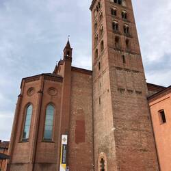 Glockenturm der Cattedrale