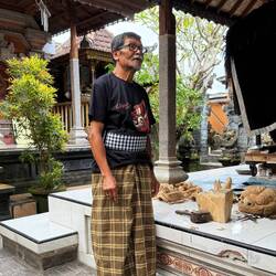 Wayan Salin/Mask Maker
