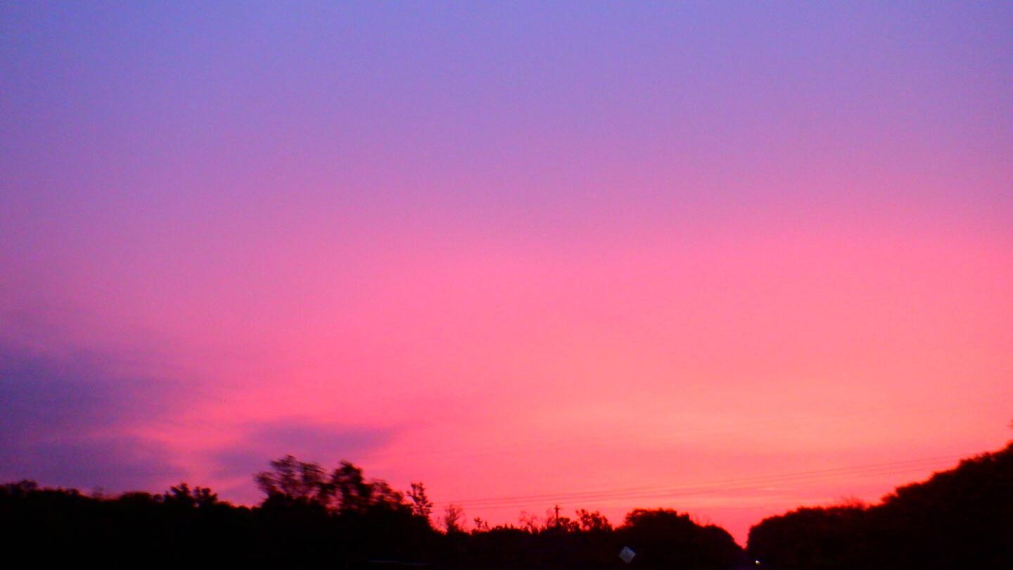 "Red sky at night, sailors' delight. Red sky at morning, sailors take warning." This was morning :(