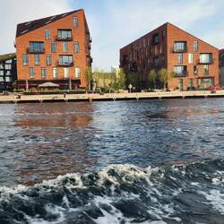 Krøyers Plads, a distinctive residential development located in the inner harbor area