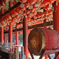 Lanterns and a large drum at the Sam Poo Kong temple complex.