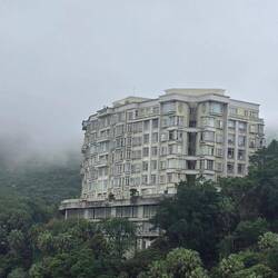 die andere Seite (nach Westen)