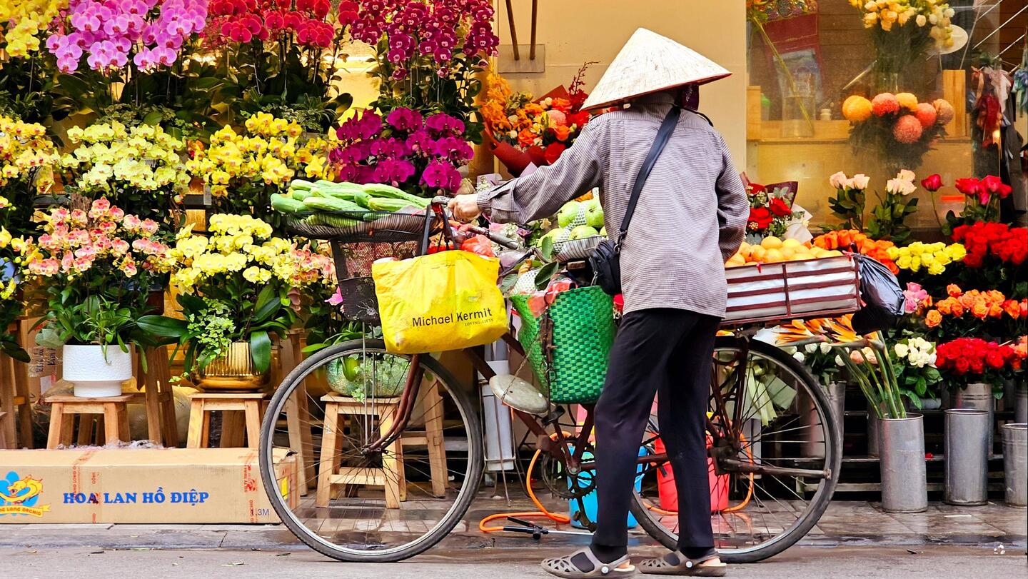 Das bunte treiben auf den Straßen von Hà Nội.