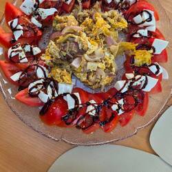 Unser Abendessen. Die letzten Reste aus dem Kühlschrank