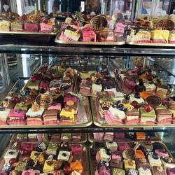 D'Versuechige luured überall...!