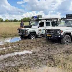 ...das Video, welches Geschichte schreibt! Landy rettet Toyota! Ist Wahrheit!