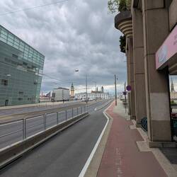 Hier ist der Radweg noch gut ausgebaut