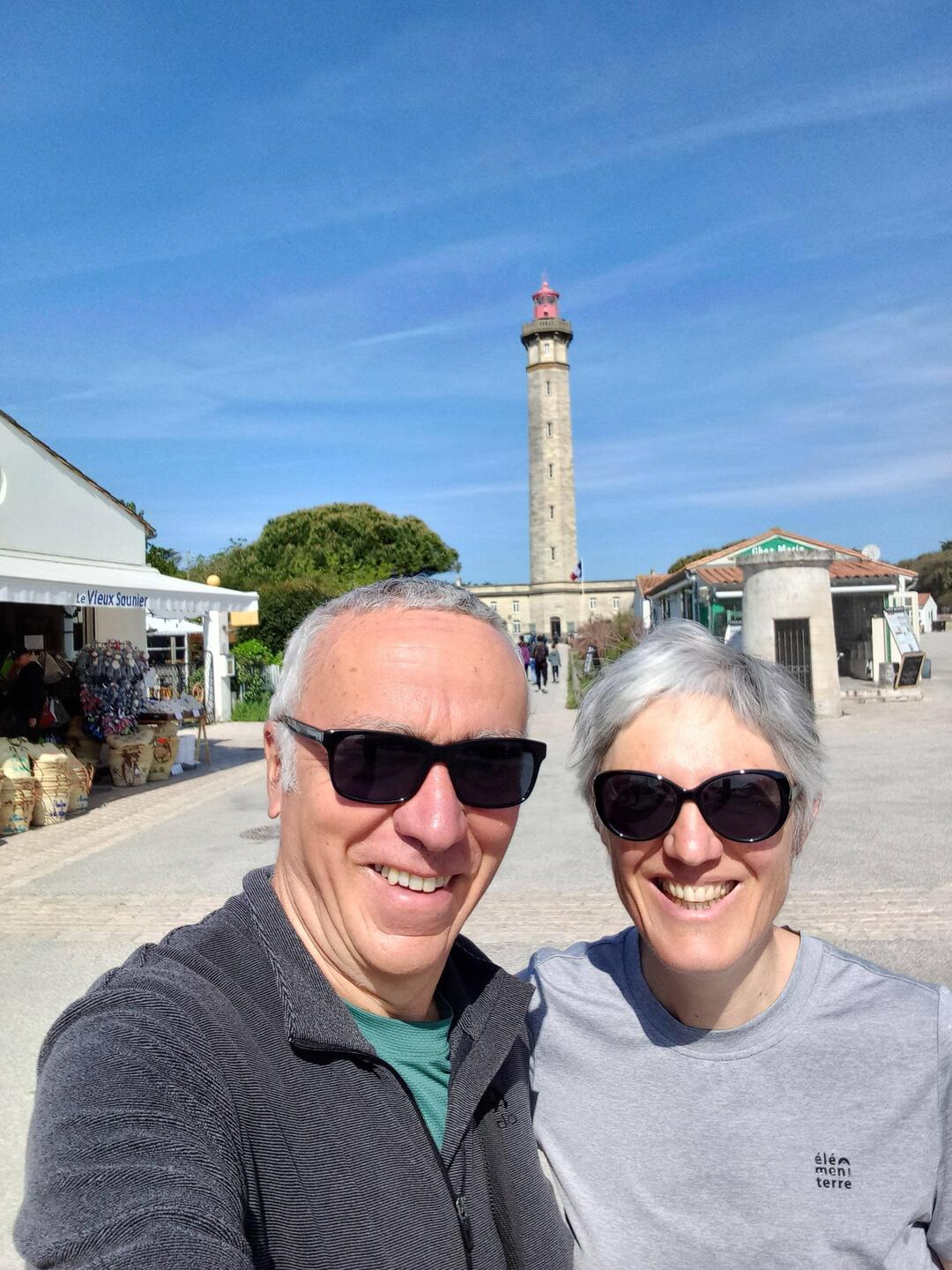 Le phare de la Baleine.