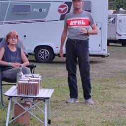 Dieter Richter vor unserem WoMo