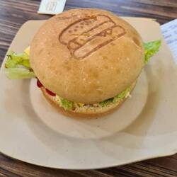 ...und jetzt einen Burger 🍔 😋