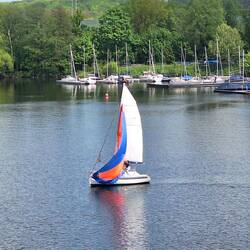Segelboot auf dem Masurensee