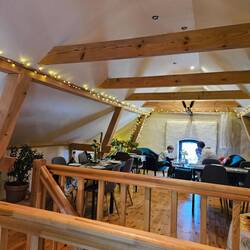 Gebacken wird diePizza in einem Foodtrailer, während die Küche renoviert wird "Prego Family Kitchen"