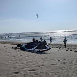 Kitesurf at Pacasmayo, for the really good waves come back in May 😏