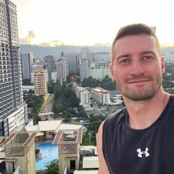 Uf em Dach vom Hotel 😎 hend ois eifach ufegschliche 😂🤷‍♂️🤷‍♀️