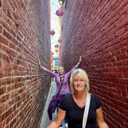 North America's narrowest commercial street: 3ft wide entryway to the shops