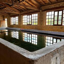 Waschhaus in einer verlassenen Ortschaft