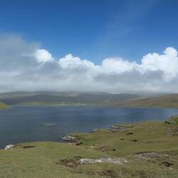 Sørvágsvatn, 3,56 km² der größte Binnensee der Färörer-Inseln