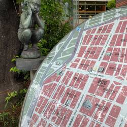 Ich bei Anblick auf Tokios U-Bahn System😵‍💫