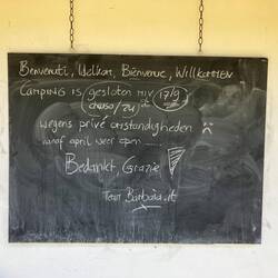 Mer mached üs uf d'Suechi nochem nöchschte Plätzli zum⛺️da isch zue...wär vo Holländer gfüert...
