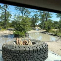 ...und so sah/ sieht die Standardstraße aus... ...im Reserverad liegt's für's Lagerfeuer 🔥
