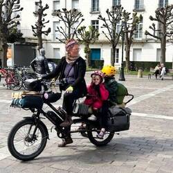 Parents outing with kids on Sunday morning
