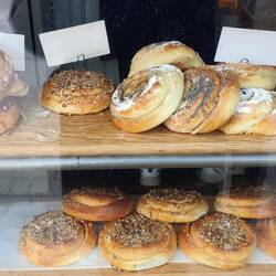 Braid - un panificio buonissimo dove abbiamo preso le migliori girelle alla cannella del mondo