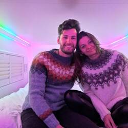 I nostri maglioni islandesi nel nostro loculo per la notte