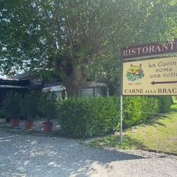 Mittagshalt bei Casale Sud