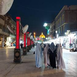 Die Medina um den heiligen Schrein ist beachtlich und lädt zum Bummeln ein