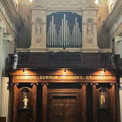 Wurde 1893 gebaut, erhielt 94 eine Auszeichnung und 1895 hier eingebaut.