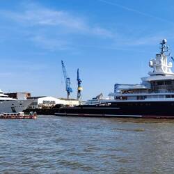 Yacht von einem russischen Oligarchen.